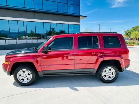 Used 2016 Jeep Patriot Sport w/ Power Value Group image 10