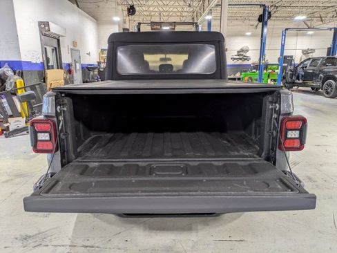 Used 2020 Jeep Gladiator Mojave w/ LED Lighting Group AWD/4WD image 12