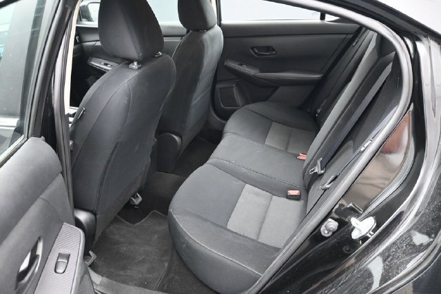 Used 2024 Nissan Sentra SV FWD image 5