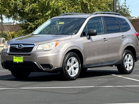 Used 2015 Subaru Forester 2.5i w/ Alloy Wheel Package AWD/4WD image 16