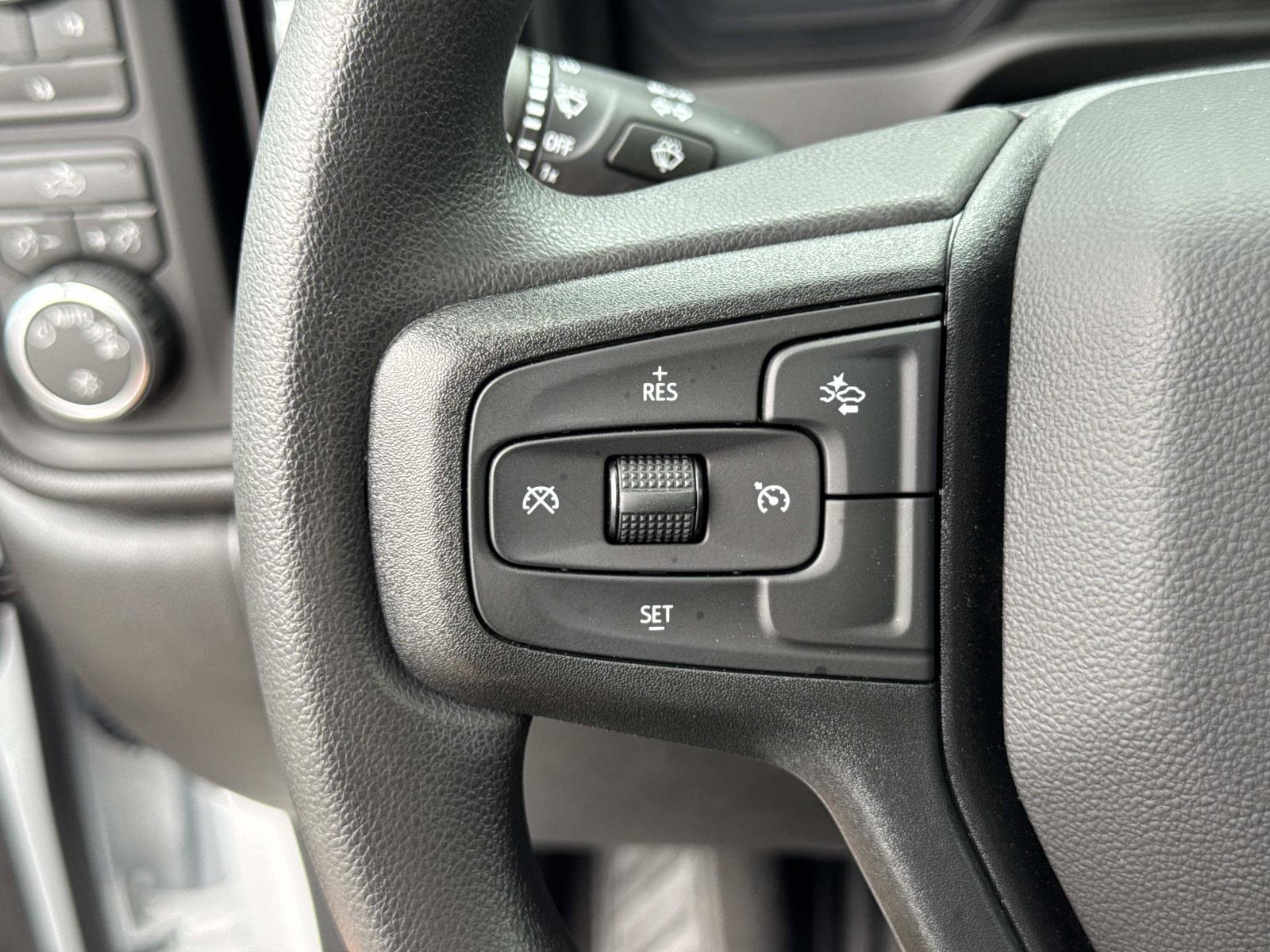 Used 2026 Chevrolet Silverado 2500 Custom w/ Custom Convenience Package AWD/4WD image 11