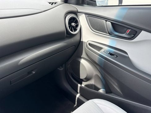 Certified 2023 Hyundai Kona SEL FWD image 28