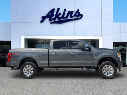 Certified 2020 Ford F250 Platinum AWD/4WD image 1
