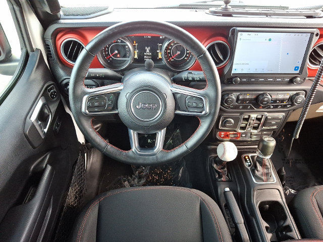 Used 2018 Jeep Wrangler Unlimited Rubicon AWD/4WD image 11