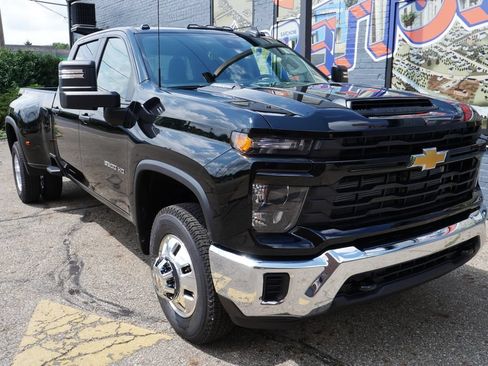 New 2026 Chevrolet Silverado 3500 W/T AWD/4WD image 31