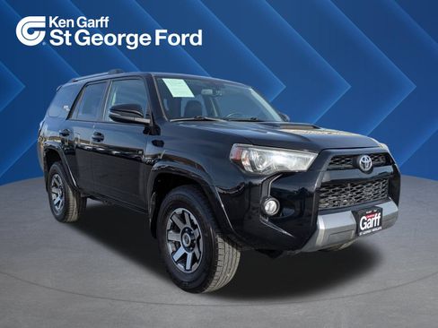 Used 2017 Toyota 4Runner SR5 image 1