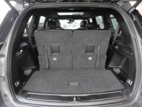 Used 2024 Jeep Grand Cherokee L Limited w/ Luxury Tech Group II AWD/4WD image 23