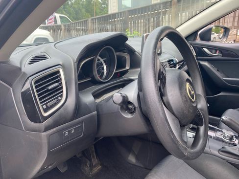 Used 2016 MAZDA MAZDA3 i Sport FWD image 10