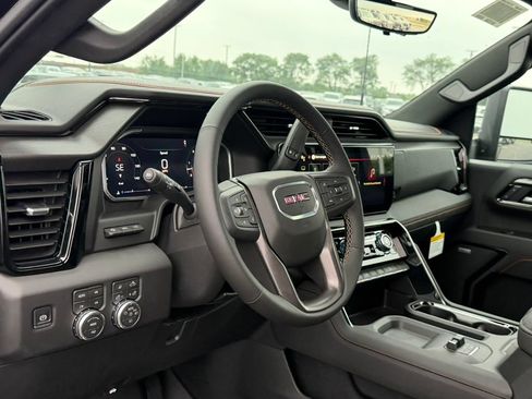 New 2026 GMC Sierra 2500 AT4 w/ AT4 Premium Plus Package AWD/4WD image 25