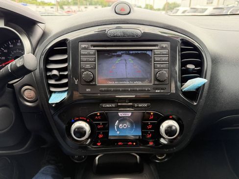 Used 2014 Nissan Juke SV w/ Navigation Package FWD image 15