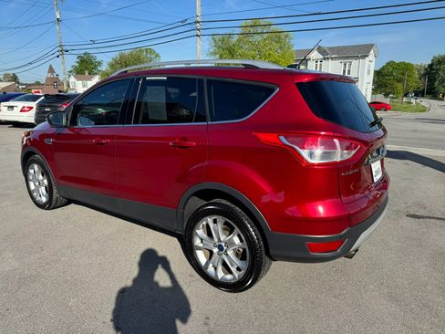 Used 2015 Ford Escape Titanium FWD image 10