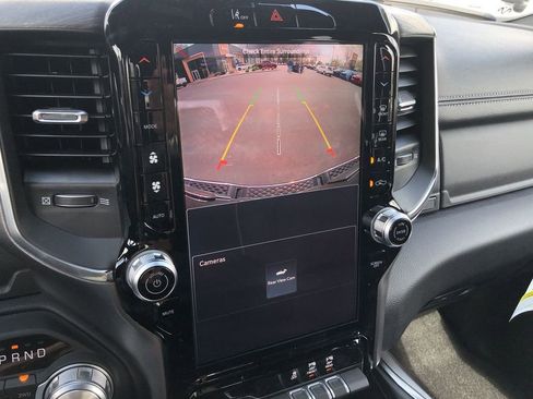 New 2026 RAM 1500 Laramie AWD/4WD image 28