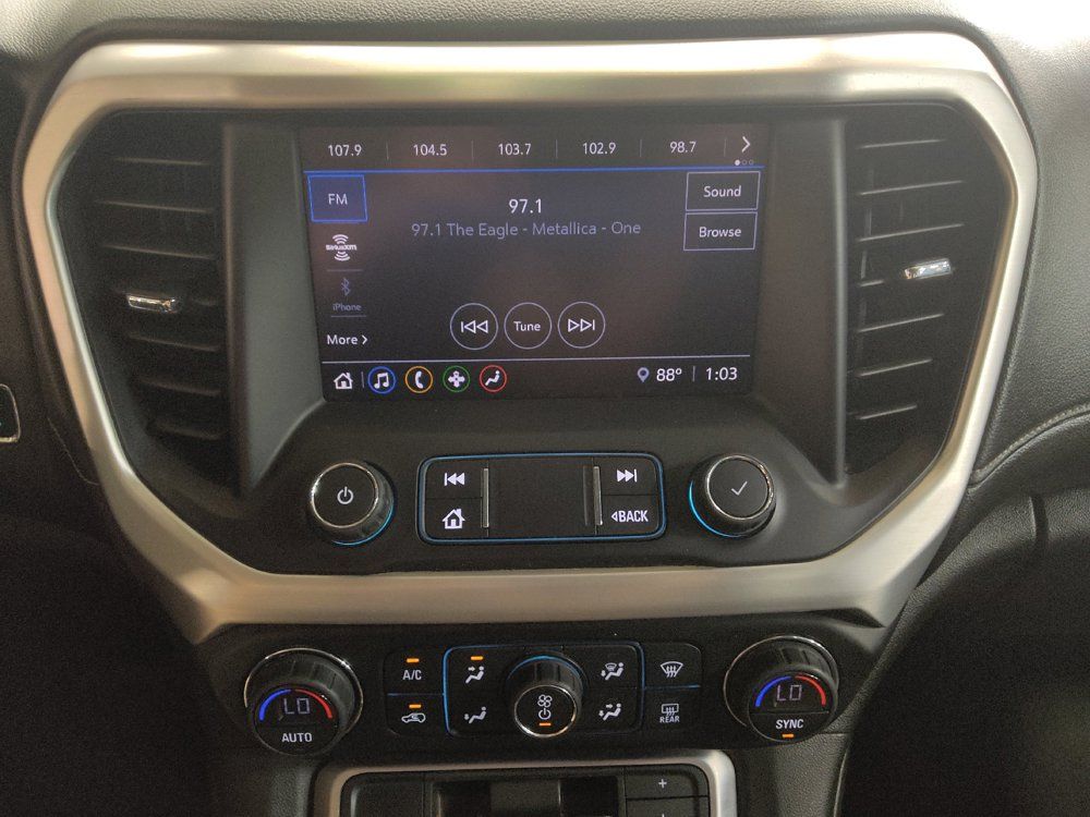 Used 2020 GMC Acadia SLE FWD image 25