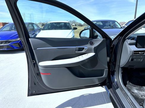 New 2026 Hyundai Sonata SEL AWD/4WD image 9