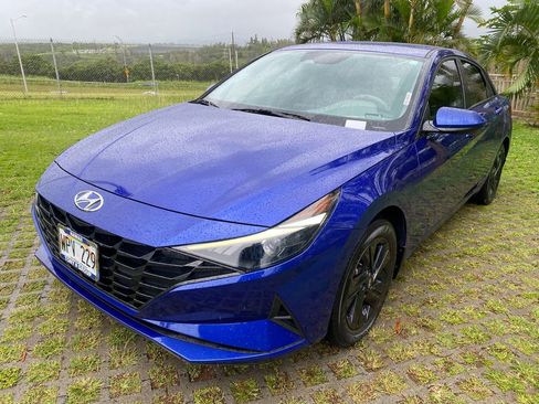 Used 2023 Hyundai Elantra SEL image 21