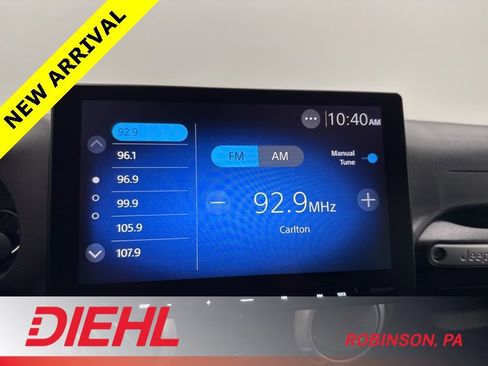 Used 2018 Jeep Wrangler Unlimited Rubicon w/ Connectivity Group image 24