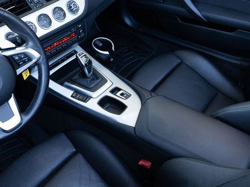 Used 2009 BMW Z4 sDrive35i image 29