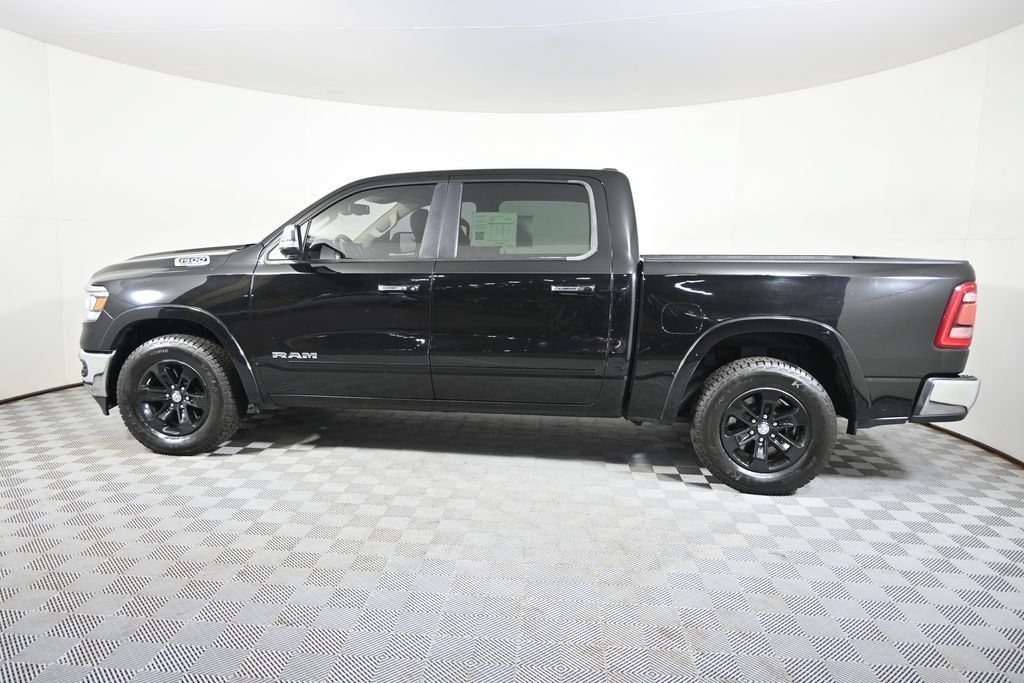 Used 2019 RAM 1500 Laramie AWD/4WD image 3