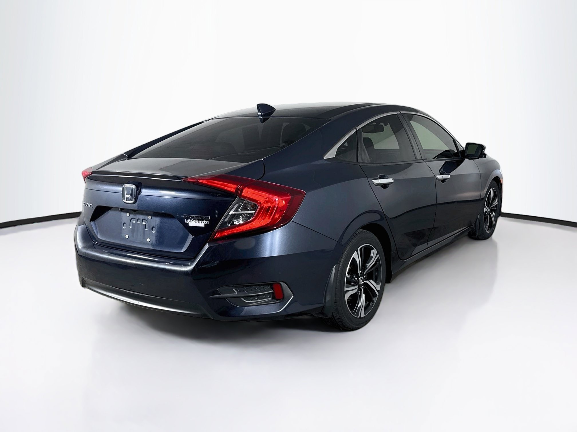 Used 2018 Honda Civic Touring image 33