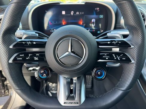 Used 2022 Mercedes-Benz SL 63 AMG 4MATIC image 24