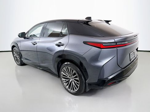 Used 2023 Lexus RZ 450e Premium w/ Accessory Package (2T) image 5
