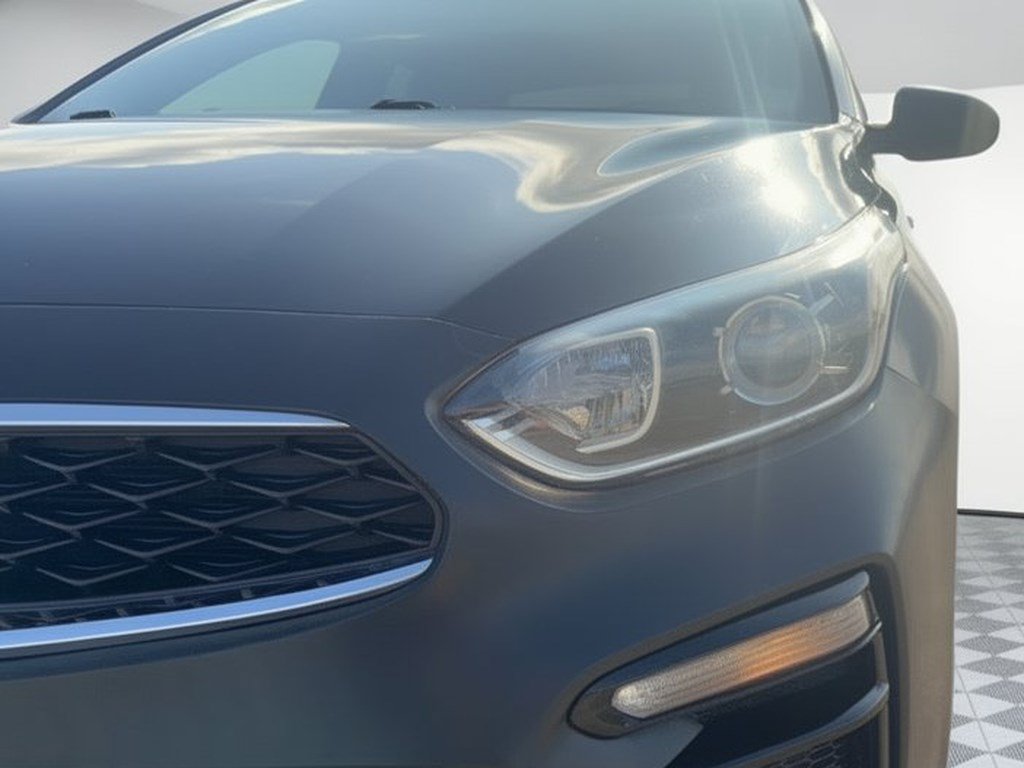 Used 2021 Kia Forte LXS FWD image 12