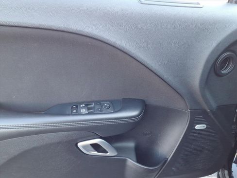 Certified 2023 Dodge Challenger GT image 13