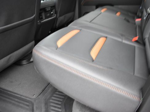 Certified 2024 GMC Sierra 1500 AT4 w/ Technology Package image 9