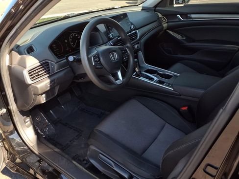 Used 2020 Honda Accord LX image 15