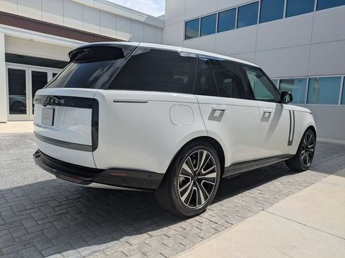 New 2026 Land Rover Range Rover SE AWD/4WD image 5