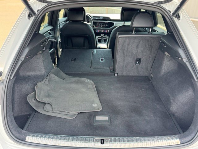 Used 2025 Audi Q3 2.0T Premium AWD/4WD image 7