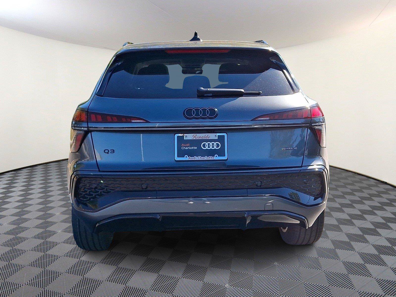 Used 2026 Audi Q3 quattro 2.0T w/ Driver Assistance Package AWD/4WD image 5