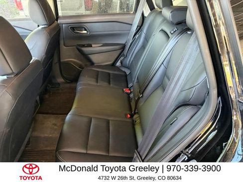 Used 2023 Nissan Rogue SL w/ SL Premium Package AWD/4WD image 16