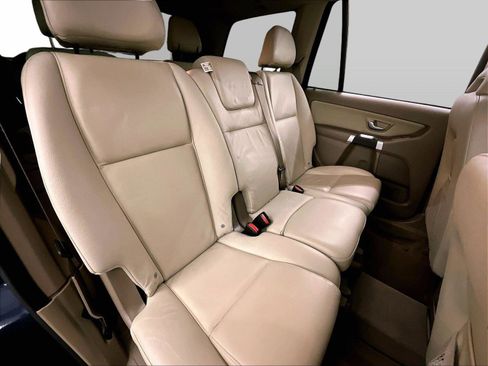 Used 2013 Volvo XC90 3.2 image 27