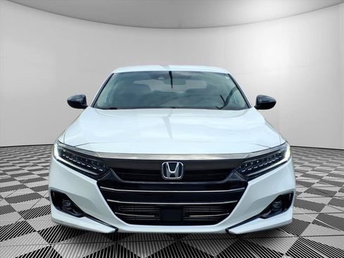 Used 2022 Honda Accord Sport Special Edition image 2