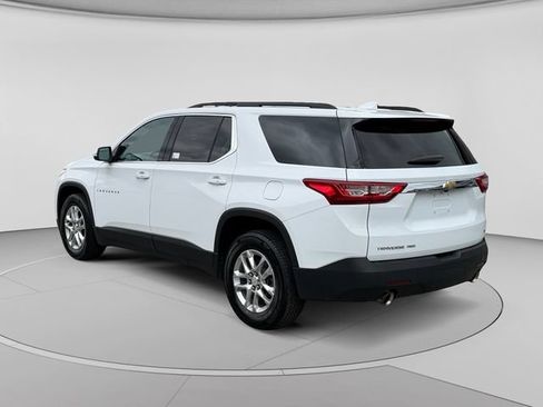Used 2021 Chevrolet Traverse LT AWD/4WD image 3
