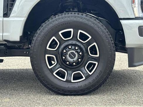 Certified 2026 Ford F350 Platinum AWD/4WD image 31