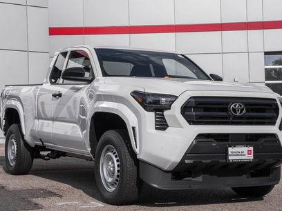 New 2025 Toyota Tacoma SR