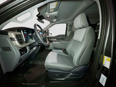 New 2026 Ford F350 XLT w/ 360-Degree Camera Package image 14