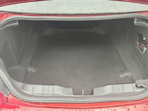 Used 2021 Chevrolet Camaro LT image 31