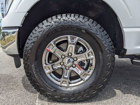 Used 2021 Ford F150 XLT w/ Equipment Group 302A High image 4