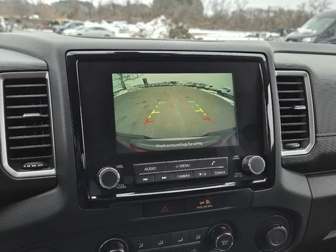 Used 2022 Nissan Frontier SV image 22