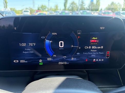 Used 2024 Chevrolet Blazer EV LT AWD/4WD image 25