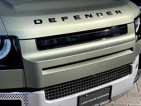 Used 2020 Land Rover Defender 110 S image 29