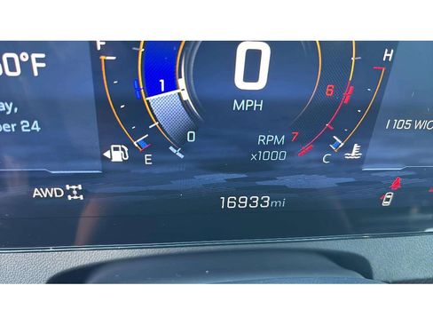 Used 2024 Chevrolet Traverse RS w/ LPO, Floor Liner Package image 18