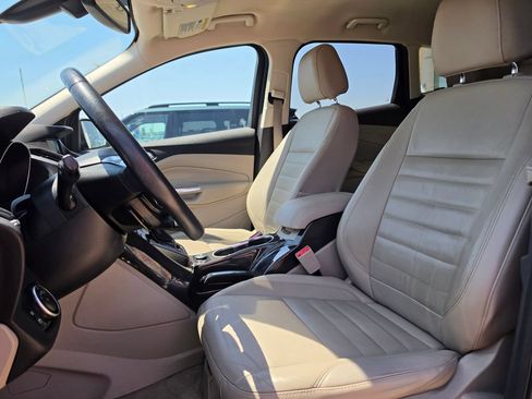 Used 2016 Ford Escape Titanium AWD/4WD image 10