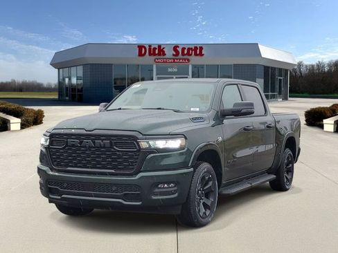 New 2026 RAM 1500 4x4 Crew Cab image 4