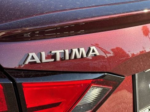 New 2025 Nissan Altima 2.5 SV w/ SV Special Edition Package image 25