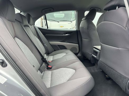 Used 2019 Toyota Camry LE image 25