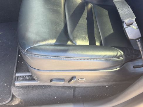 Used 2021 Tesla Model Y Long Range image 15